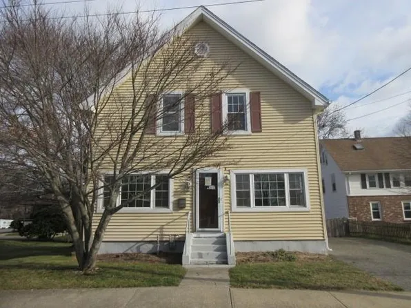 166 Knight St, Woonsocket, RI 02895