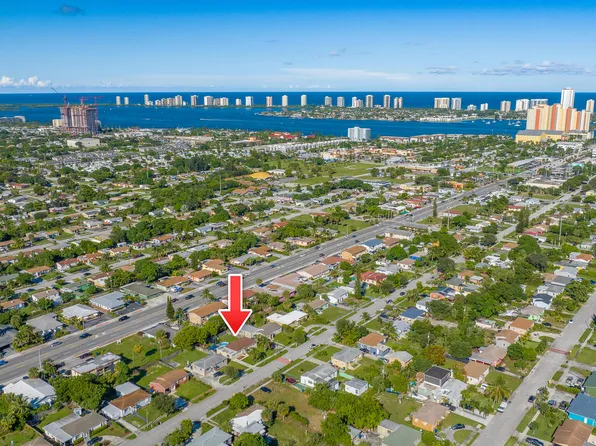 360 W 25th Street, Riviera Beach, FL 33404