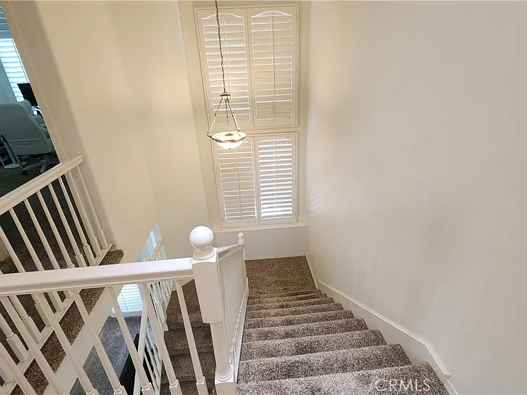 580 N Pageant Dr — Photo 26