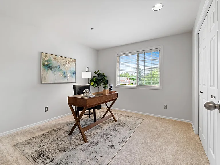 695 NW Everwood Dr — Photo 15