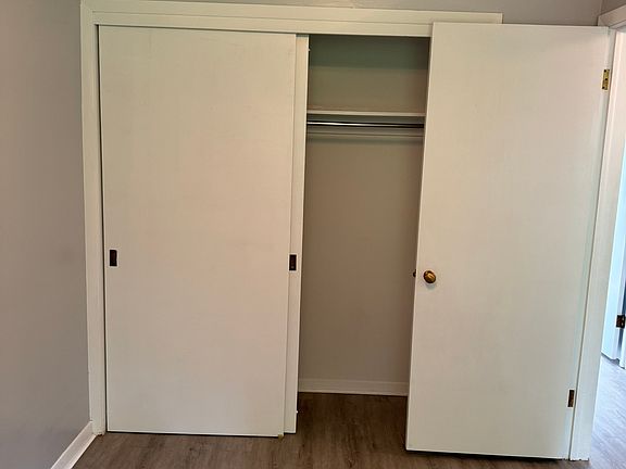 5th image of 2527 15th St Ct