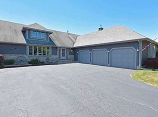 305 Fairhaven Dr, Winthrop Harbor, IL 60096