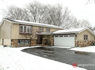 1129 S Julia Dr, Villa Park, IL