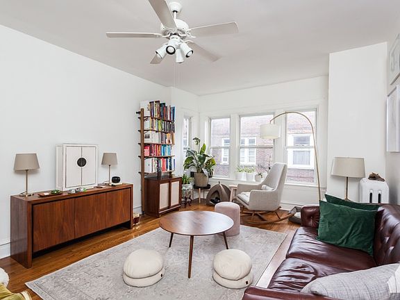 3rd image of 4866 N Ashland Ave #3