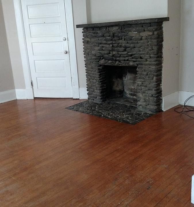 2nd image of 236 Flower Ave E APT 2