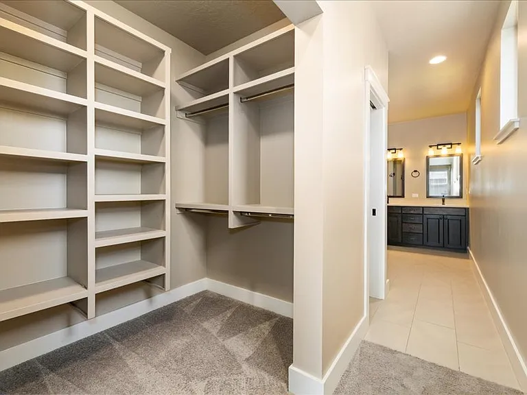 1250 W Laughton Dr — Photo 23