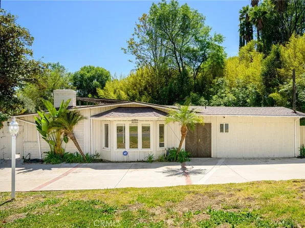 5912 Penfield Ave, Woodland Hills, CA 91367