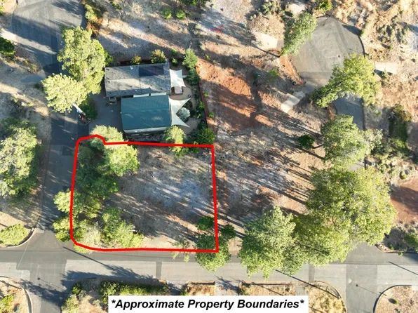 6262 Woodbury Dr, Magalia, CA 95954