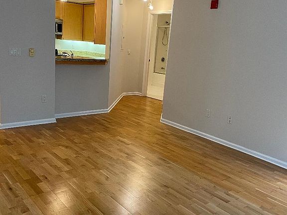 4th image of 2001 McAllister St APT 140