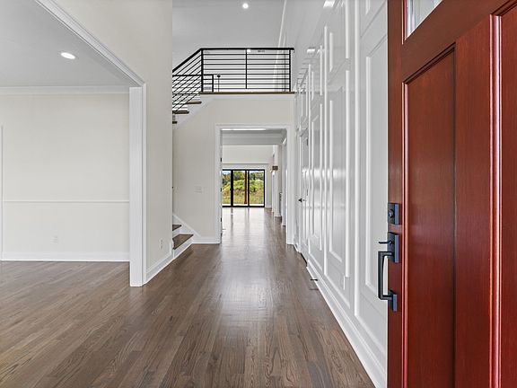 5th image of 1806 Martha Washington Way Lot 40
