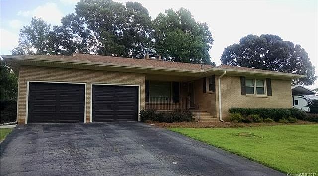 1st image of 2953 Charlotte Hwy