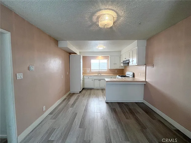 12706 Kornblum Ave #C — Photo 5