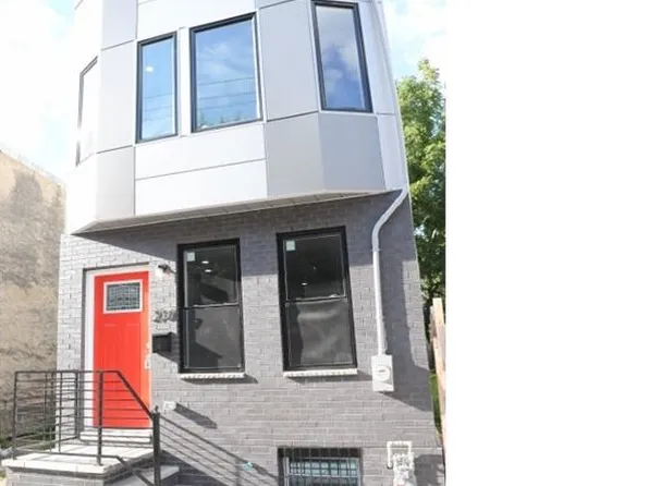 2707 Oakford St, Philadelphia, PA 19146