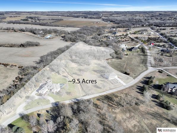 3940 Nicholas Ct, Roca, NE 68430