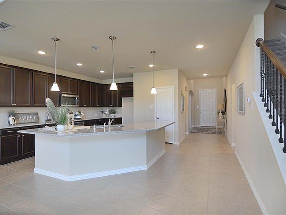 5th image of 2822 Park Villa Dr