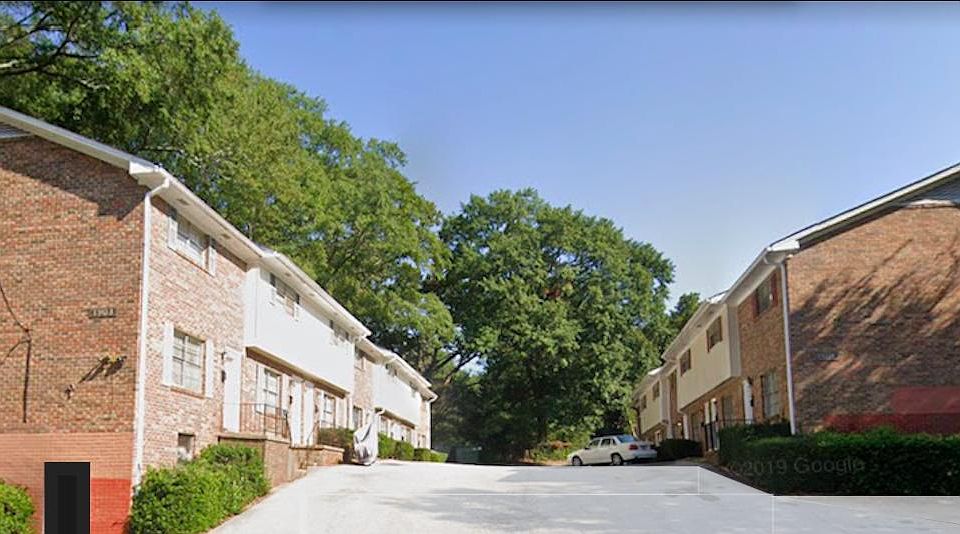 2nd image of 1901 Vesta Ave #7A