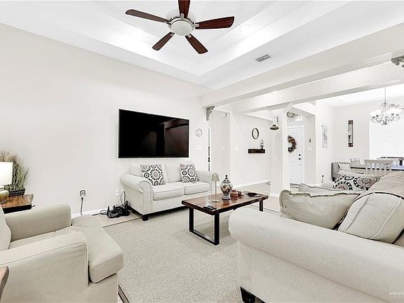 4th image of 1712 Chayna Ave