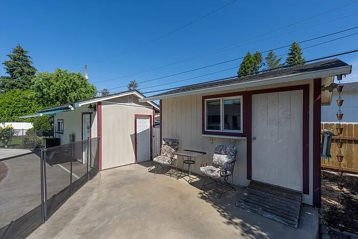 2820 Maryland St — Photo 55