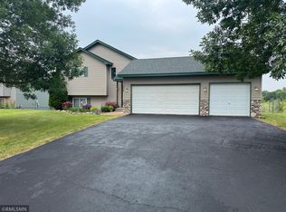 335 Fawn Meadows Way NE, Pine City, MN 55063