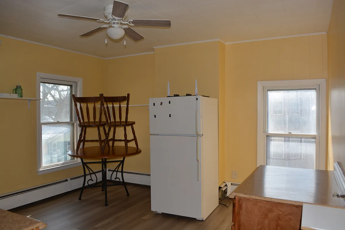Building Photo - 1017 Park Ave #2F