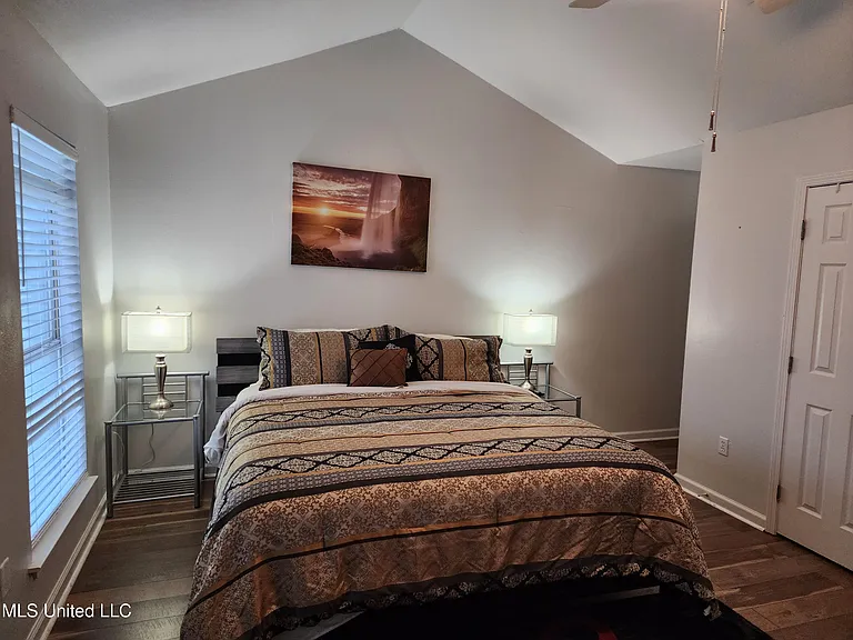 1270 Century Oaks Dr #A — Photo 13