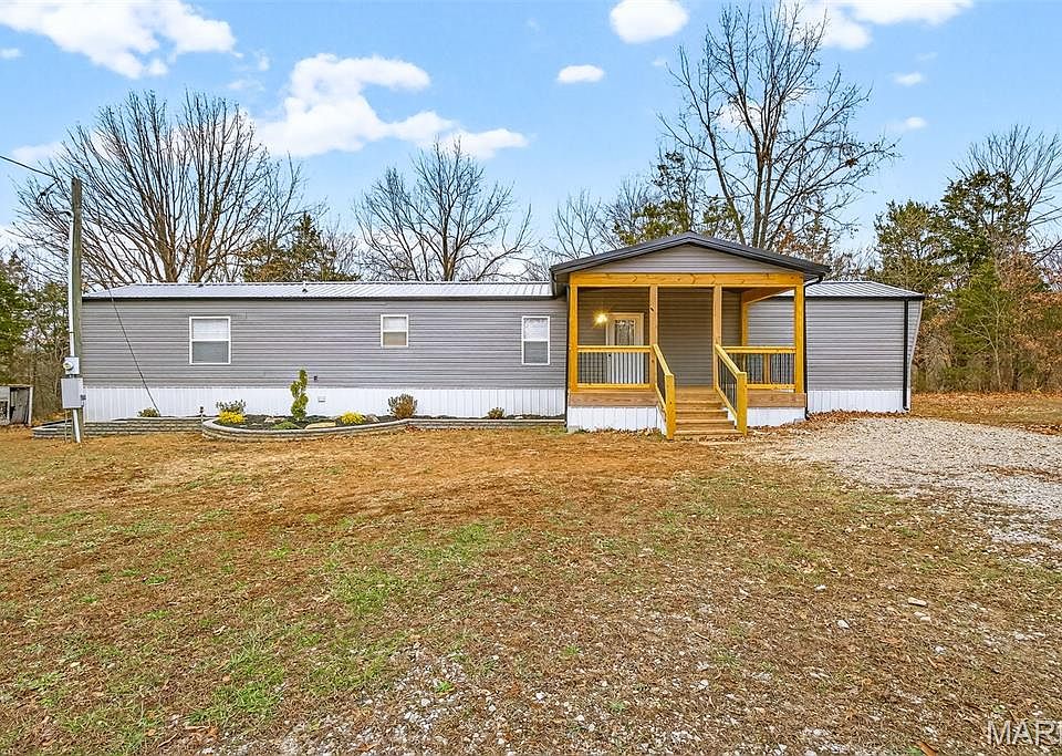 1st image of 10113 Camden Dr