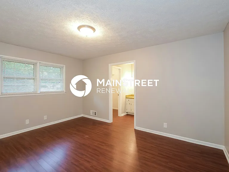 Main Bedroom