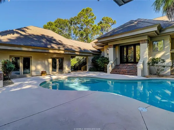 576 Colonial Dr, Hilton Head Island, SC 29926