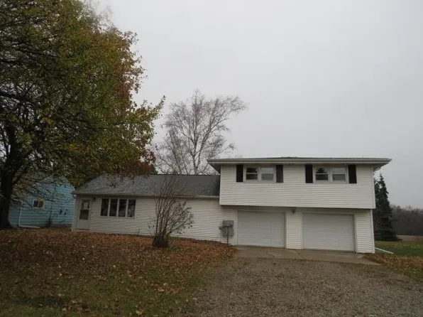 5090 Highway 44, Oshkosh, WI 54904