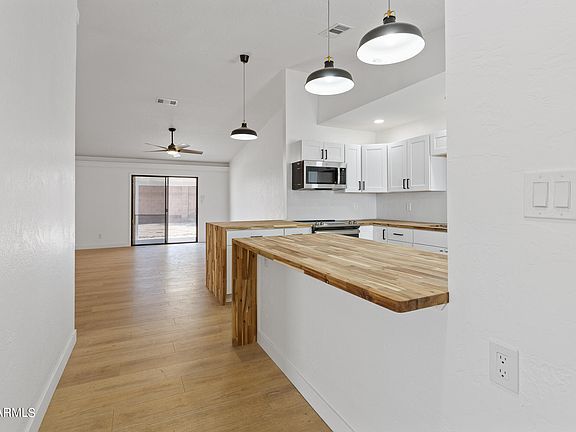 5th image of 5317 W Carol Ave