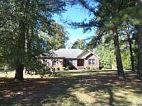 1st image of 202 Bayleaf Dr
