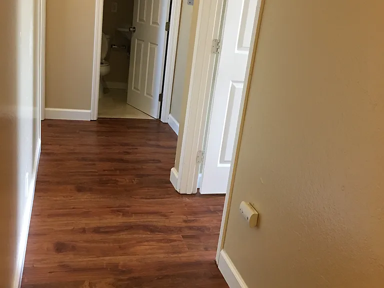 450 S Buena Vista Ave — Photo 8