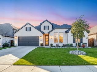 1800 Flowerfield Ln, Mansfield, TX 76063