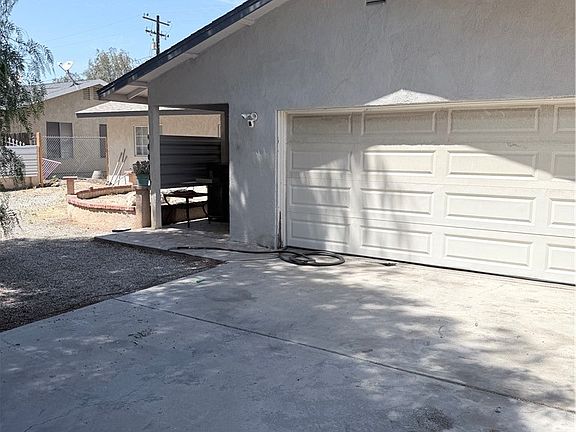 3rd image of 51662 Ida Ave