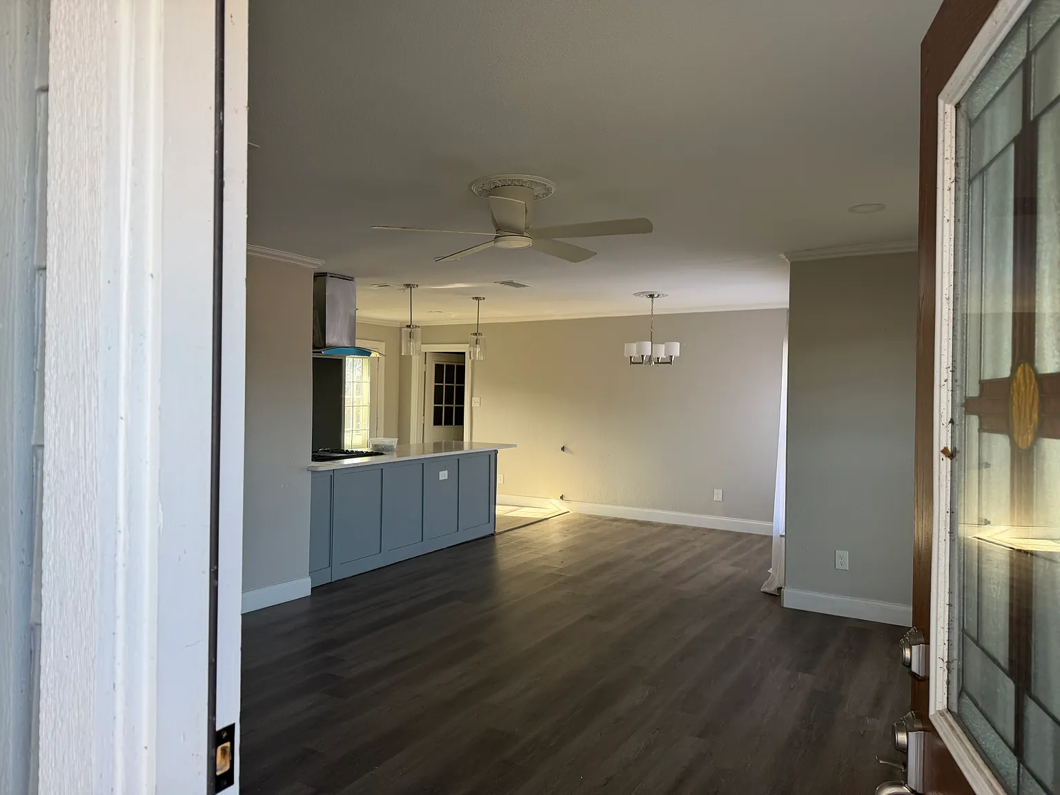 3 bed, 1764 sqft, $2,200 — Photo 4