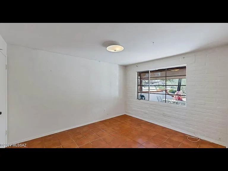 479 S Paseo Madera #C — Photo 8