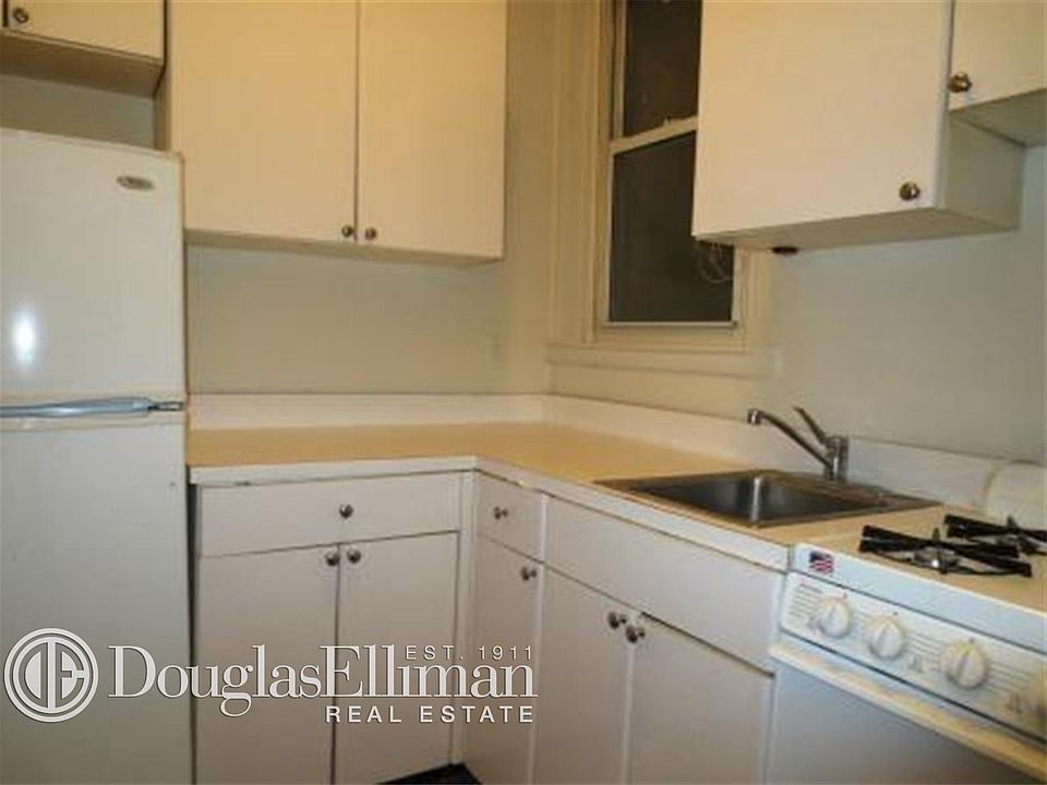 2nd image of 416 E 81st St APT 4A