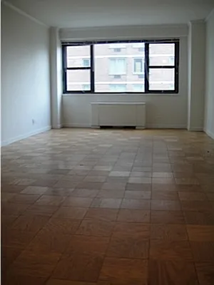 Rented by Urban Real Estate Property Group Inc | media 7