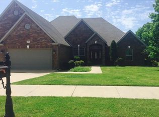 1502 NE Fairwinds Dr, Bentonville, AR 72712