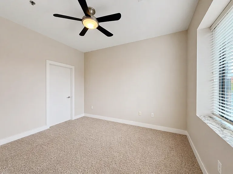 444 N Central Ave #303-1-1 — Photo 29