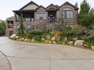 11832 S Reeves Ln, Riverton, UT 84065