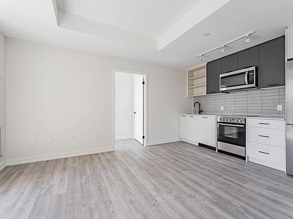 3rd image of 2300 Saint Clair Ave W #403
