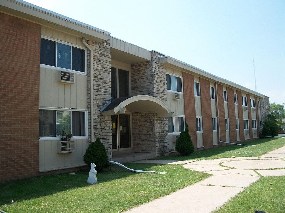 1st image of 5904 50th Ave APT 8