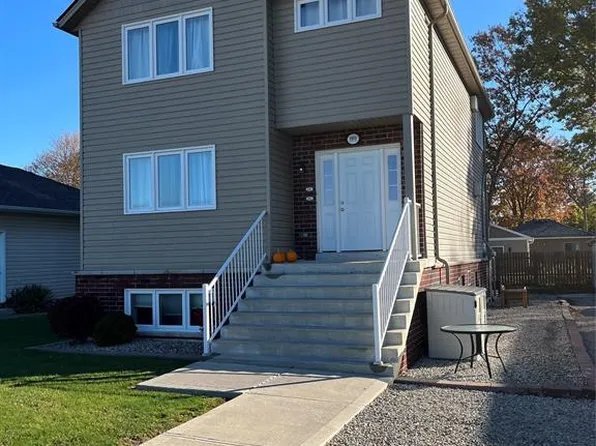 190 Walnut Ln, Essex, ON N0R 1G0