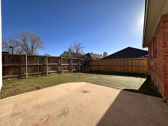4th image of 1386 Mimosa Ln