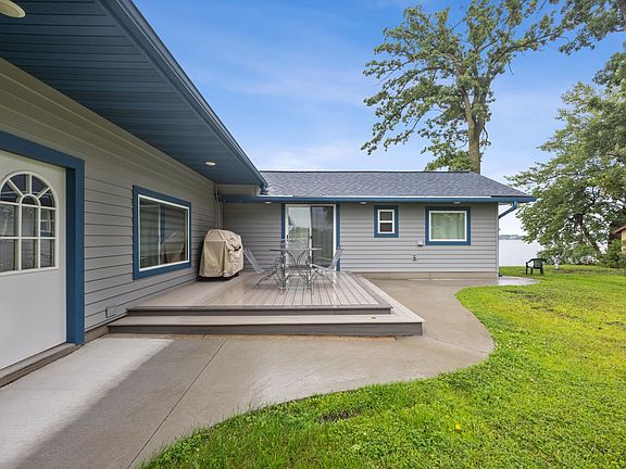 3rd image of 43951 Percheron Loop