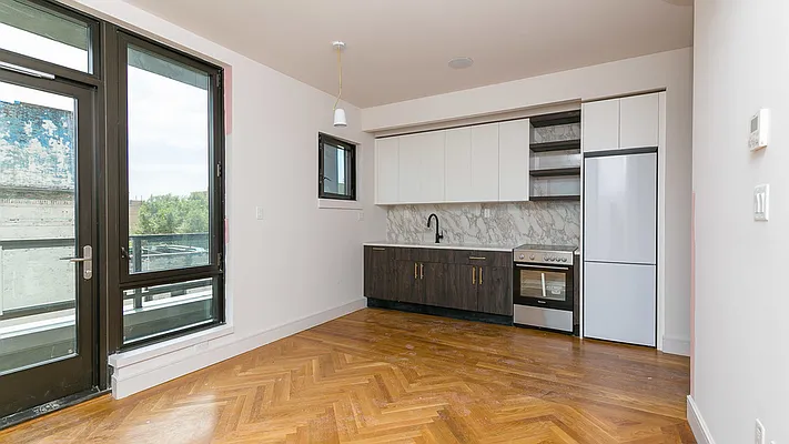 Rented by Nooklyn NYC LLC | media 12