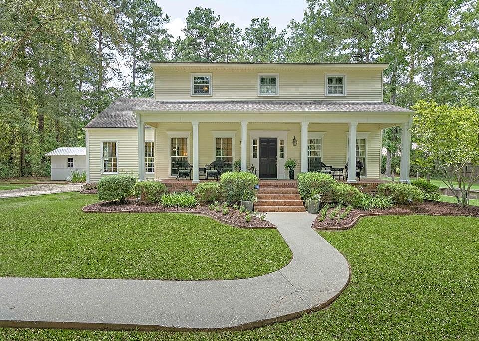 1st image of 75 Magnolia Gardens Dr