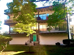 7444 Franklin St APT 1SW, Forest Park, IL 60130