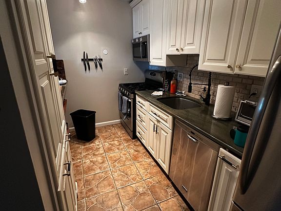3rd image of 5715 Indian Ct